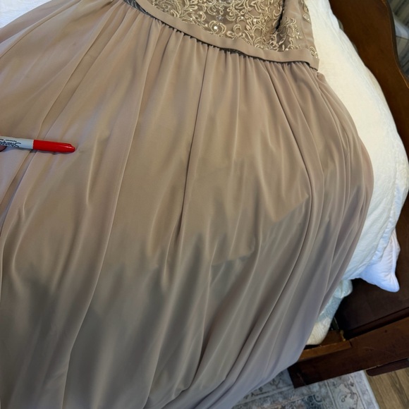 Morilee 21522 Latte bridesmaid Dress lace chiffon size 16 Mother of bride NWT - Picture 10 of 15